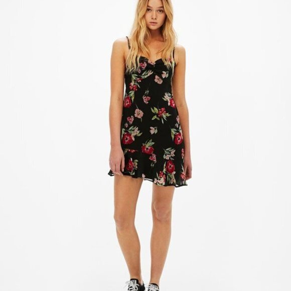 Women's Bershka Mini Dress Floral Light Summer Strappy Spaghetti - Picture 2 of 9